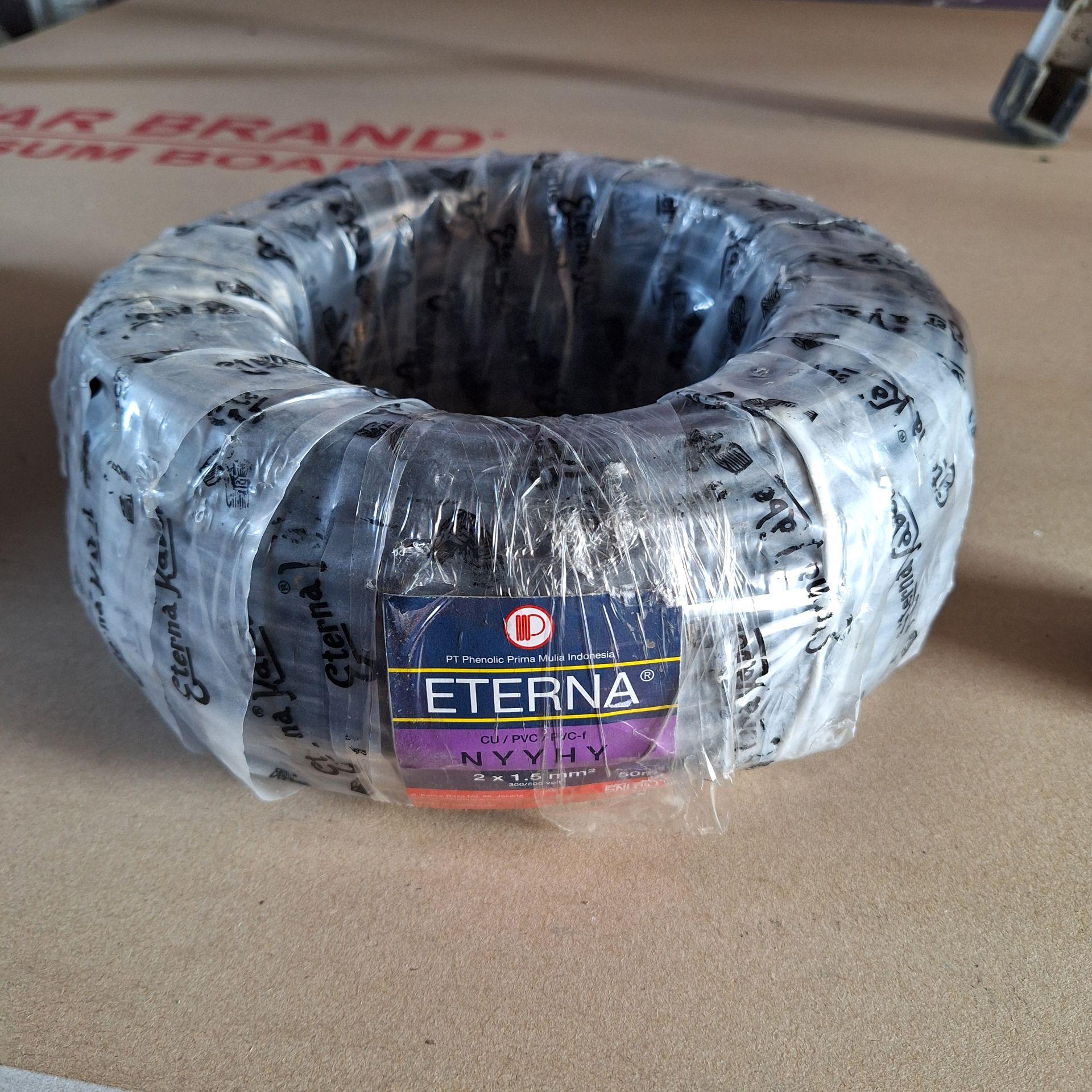 Eterna Kabel Listrik NYYHY 2x1.5 mm Serabut Flexible 50 Meter Hitam SNI LMK preview 2